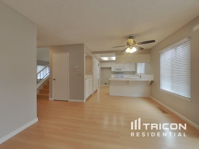 Building Photo - 801 Newport Way