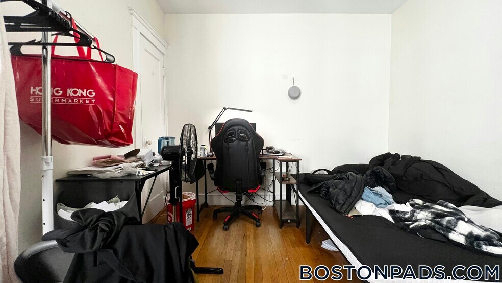 Building Photo - 1175 Boylston St