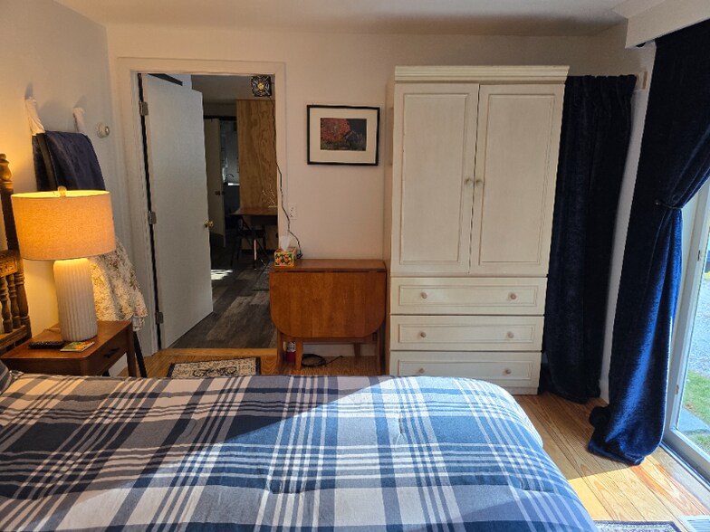 Primary Photo - 167 Howard Rd