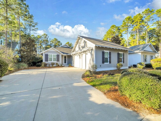 Building Photo - 741 Breakers Street