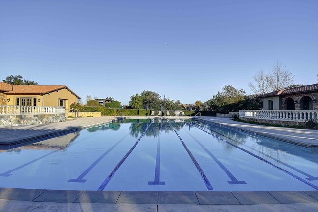 Building Photo - 4132 Prado De Las Cabras