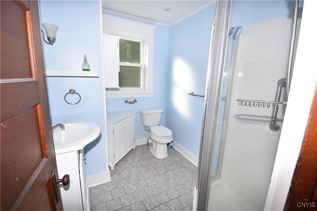 Building Photo - 248 East Ave