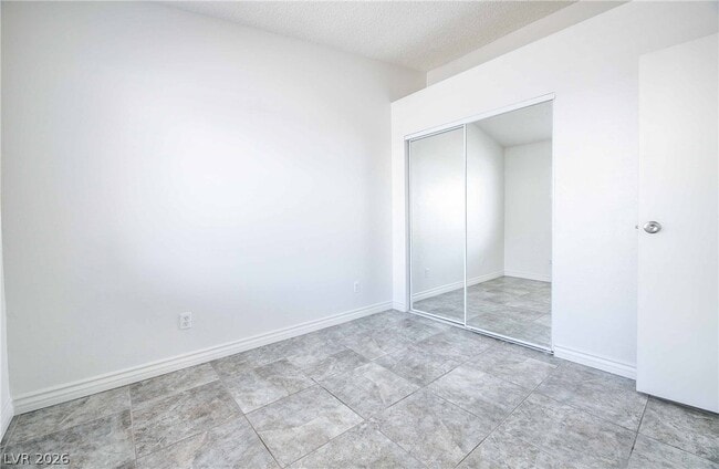 Building Photo - 7420 Lattimore Dr