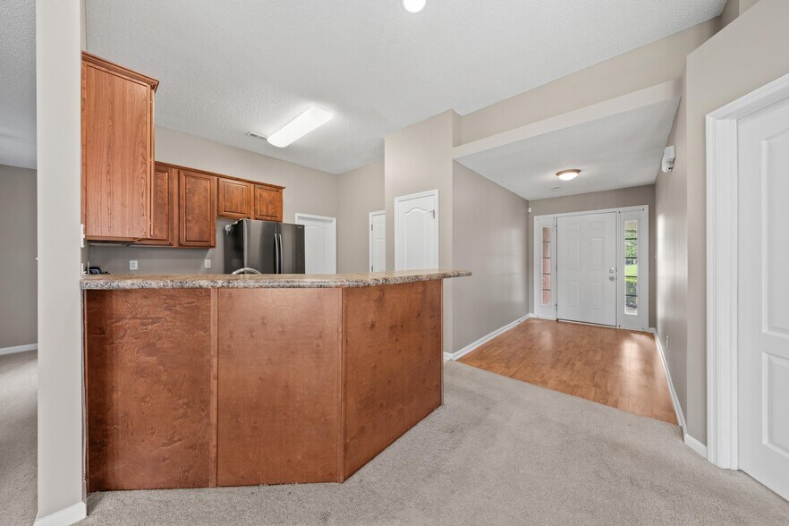 Building Photo - 409 Summer Cove Cir NW