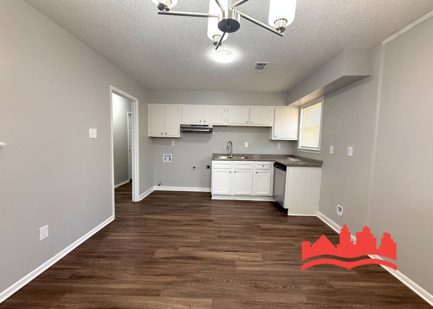 Building Photo - 5286 Broken Oak Dr
