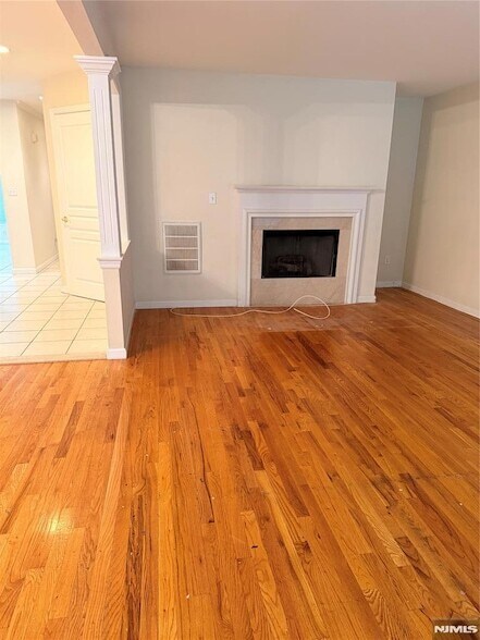 Building Photo - 63 Trotters Ln