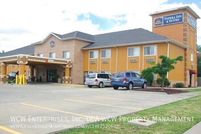 Building Photo - 700 SW Fairlawn Rd