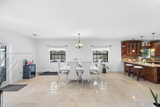 Building Photo - 3051 SW 114th Ave