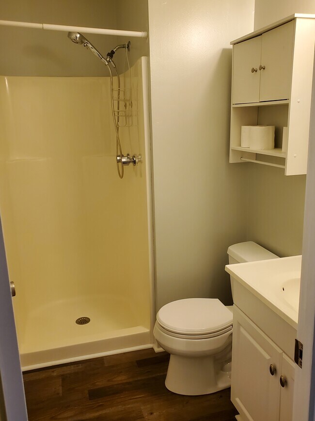 Building Photo - 2311 Treescape Dr