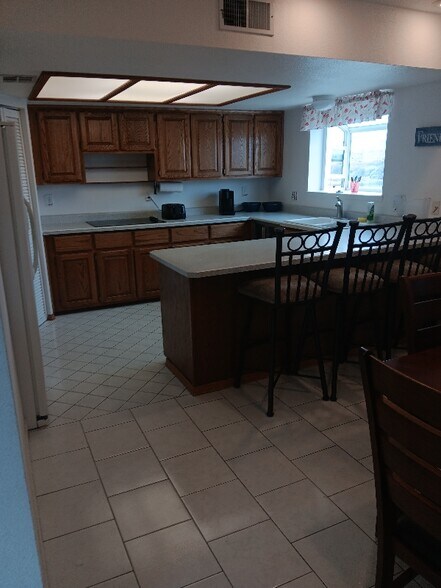 Building Photo - 1675 AZ-95