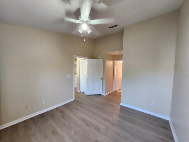 Building Photo - 14905 Pleasant Bay Ln