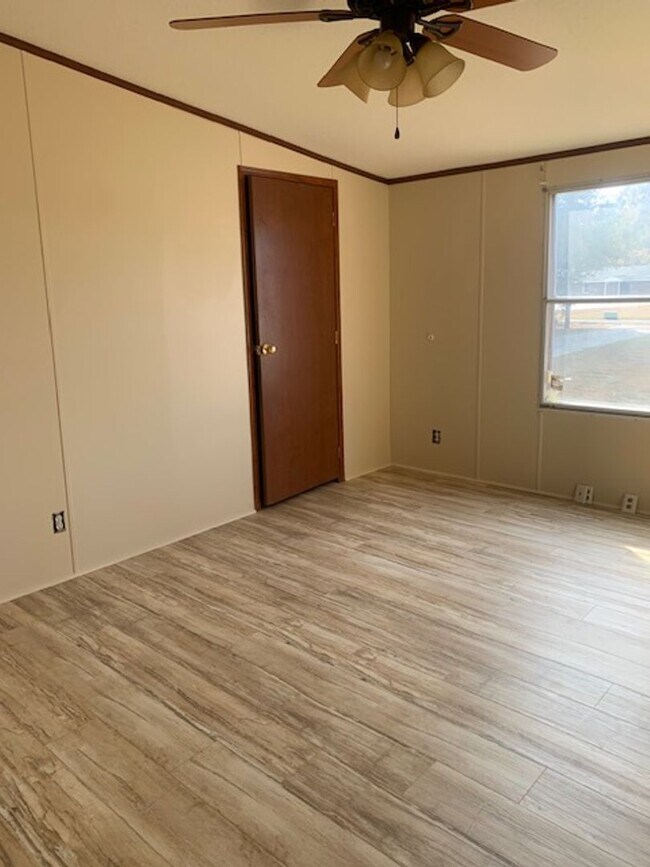 4Bedroom 2Bath DoubleWide Mobile Home 2679 Popes Crossing Rd Lumberton NC 28358 Apartment