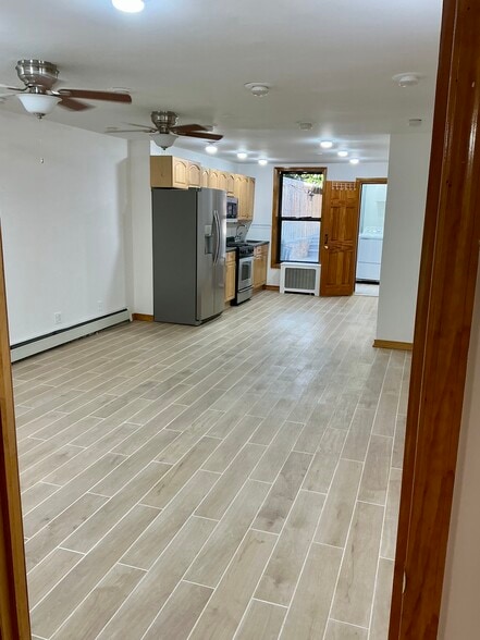Living Room/ Dining Area - 541 47th St