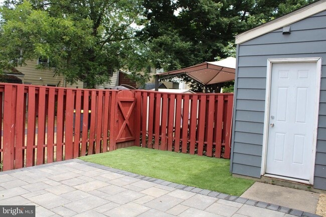 Building Photo - 12113 Pheasant Run Dr