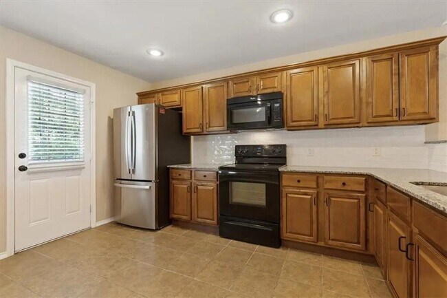 Building Photo - 2705 SW Greensprings Rd