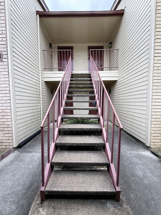 Building Photo - 2120 El Paseo St