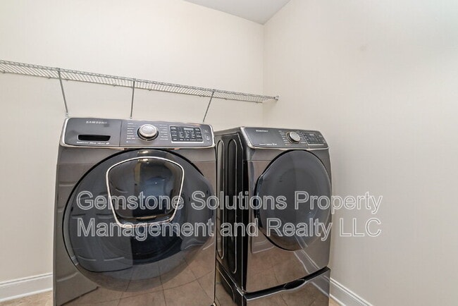 Building Photo - 76 Molly Bright Ln