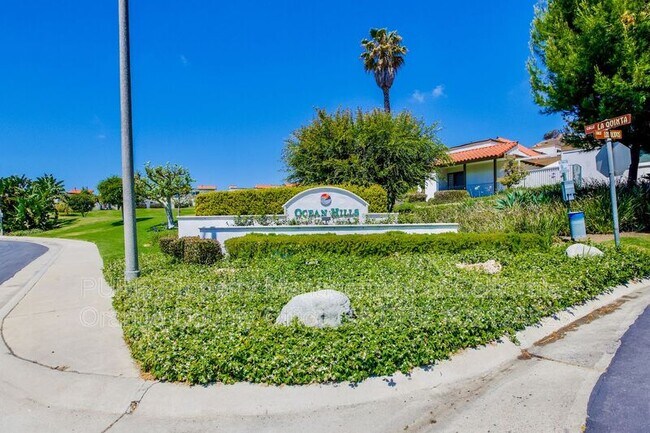 Building Photo - 3626 Calle Casino