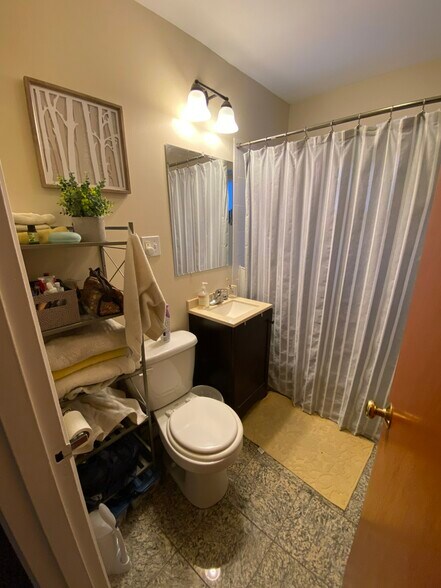 Building Photo - 61 Selkirk Rd