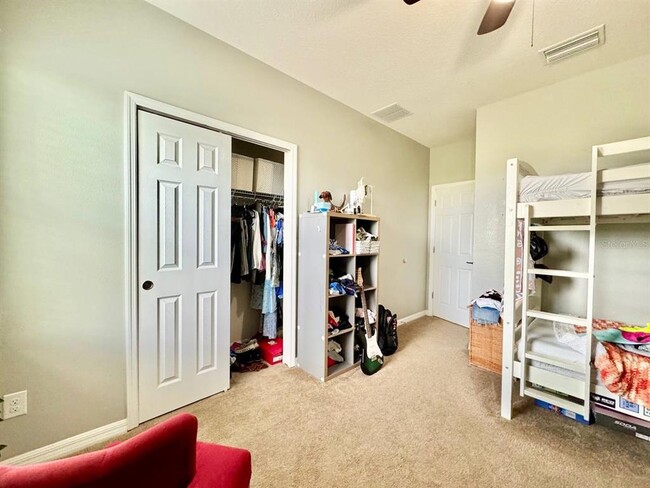 Building Photo - 5105 Oakline View Drive