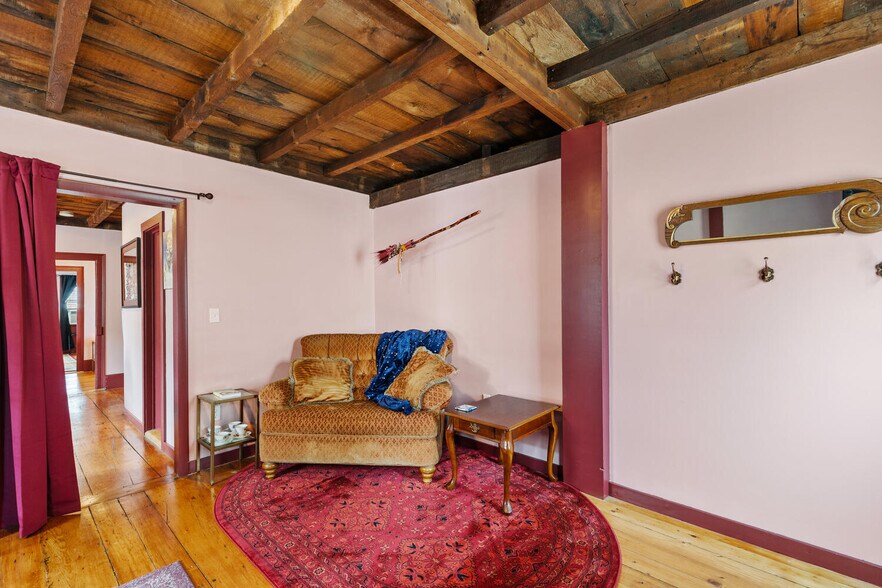 Building Photo - 25 Becket St