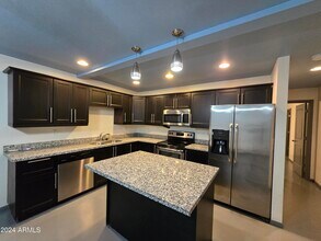 Building Photo - 2302 N 36th St
