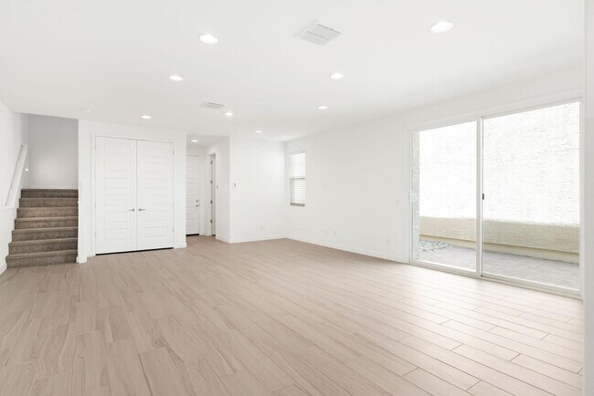 Building Photo - 24623 N 164th Dr