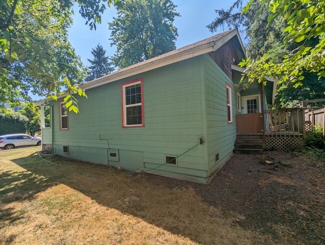Building Photo - 4-Bedroom, 2-Bath Home In The Amazon Area ...