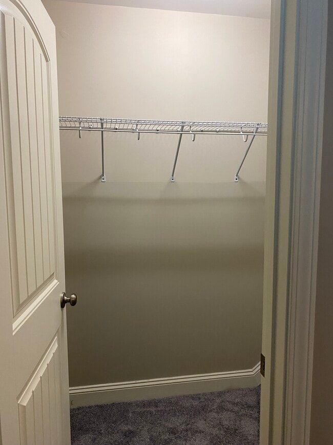 Building Photo - 3922 Volkswalk Plz