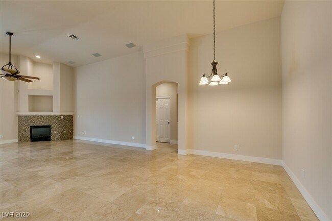 Building Photo - 2180 Dogwood Ranch Ave