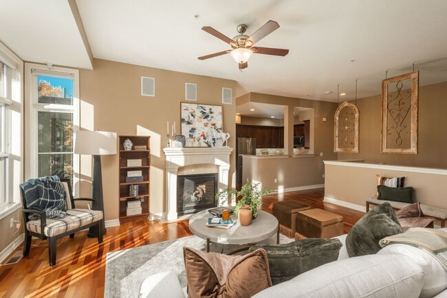 Building Photo - 1684 Fillmore St