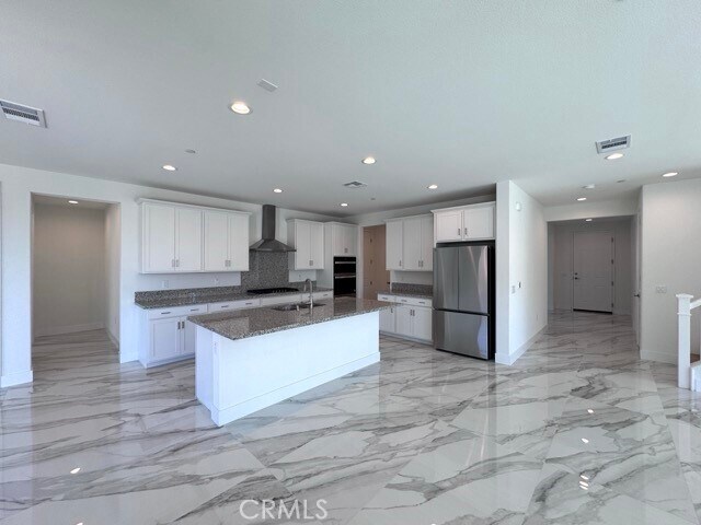 Building Photo - 25061 River Peak Dr