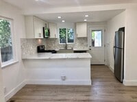 Building Photo - 3 Bedroom for Rent.