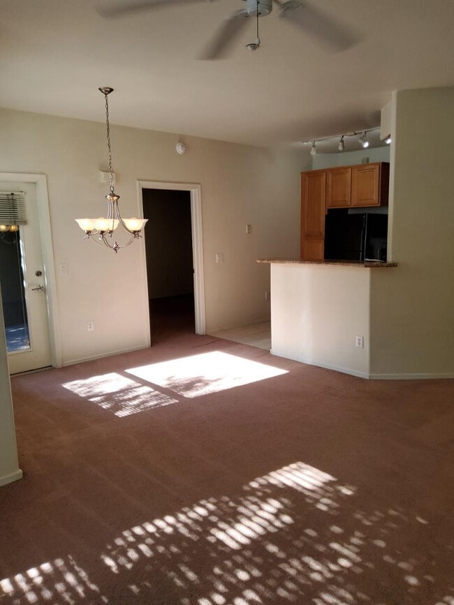 Building Photo - 5303 N 7th St