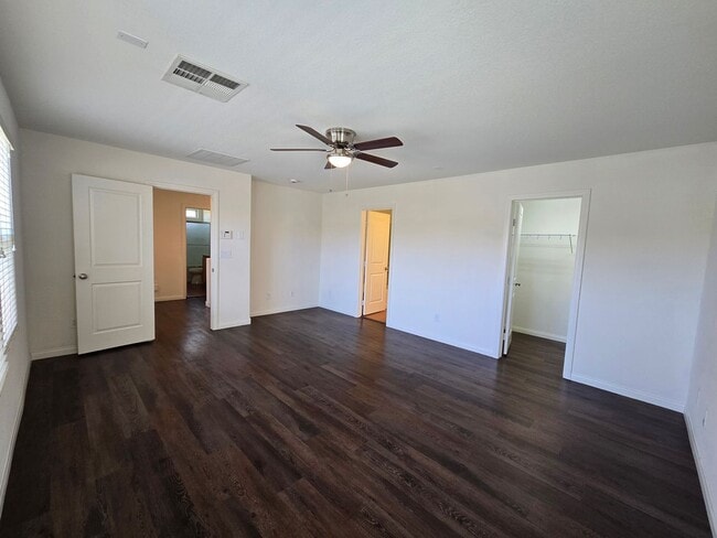 Building Photo - A Fabulous 3 Bedroom, 2 Bathroom  HOME IN ...