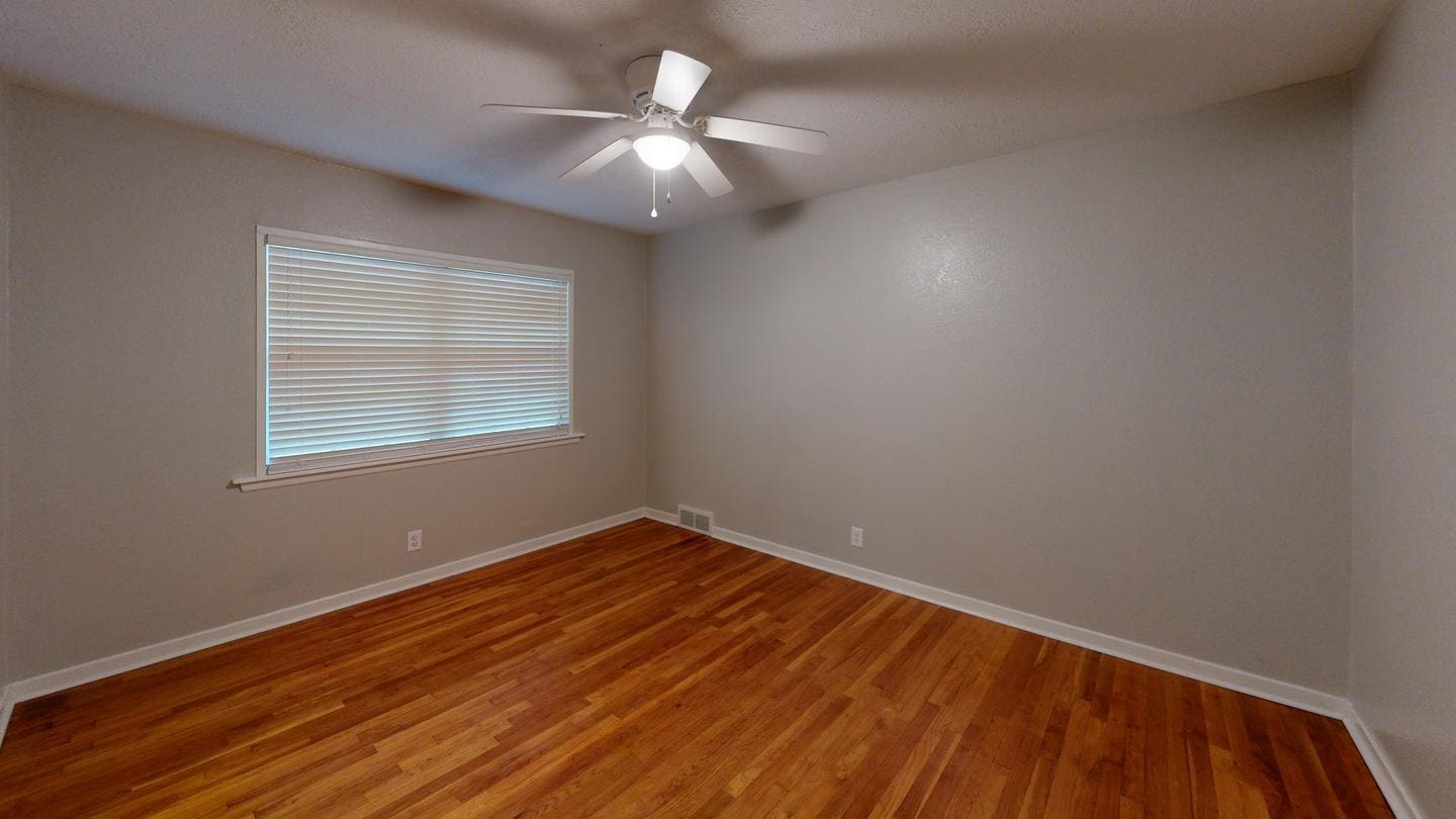 Building Photo - 1317 Killian Dr