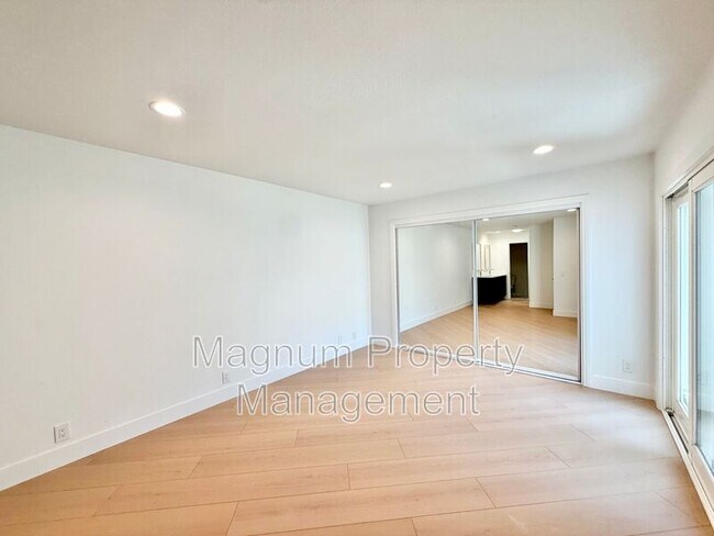 Building Photo - 21676 Superior Ln