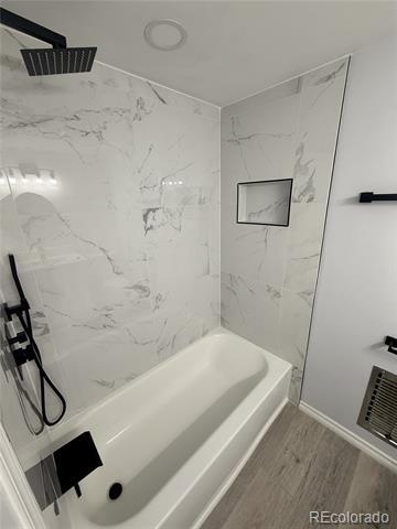 Building Photo - 2203 S Holly St