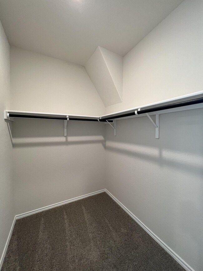 Building Photo - 15315 Shortwing