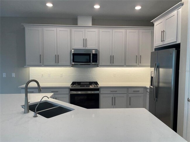 Building Photo - 4580 Almada Ln