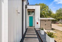 Building Photo - 2706 Wilson St