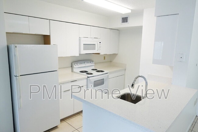 Building Photo - 15221 SW 80th St