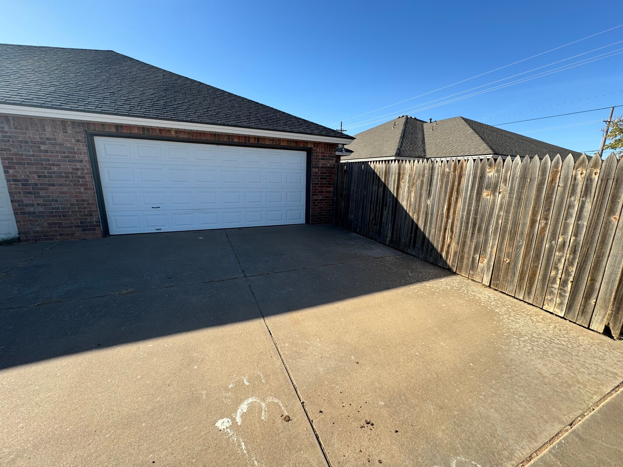 Building Photo - 534 N Brentwood Ave