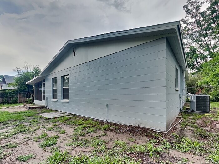 Building Photo - 4826 E 97th Ave