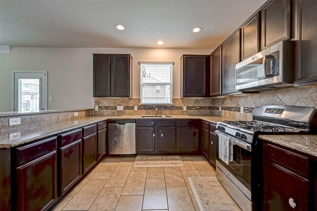 Building Photo - 3306 Coopers Ridge Way