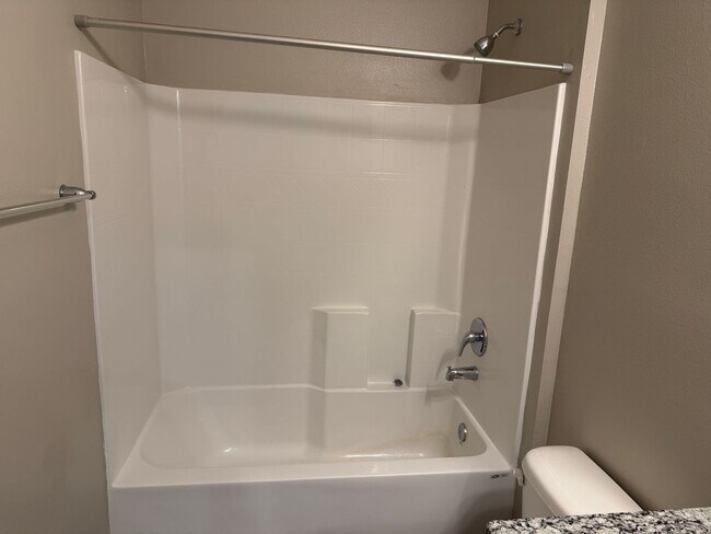 Building Photo - Terrifically Maintained Rental Home in Leesburg!