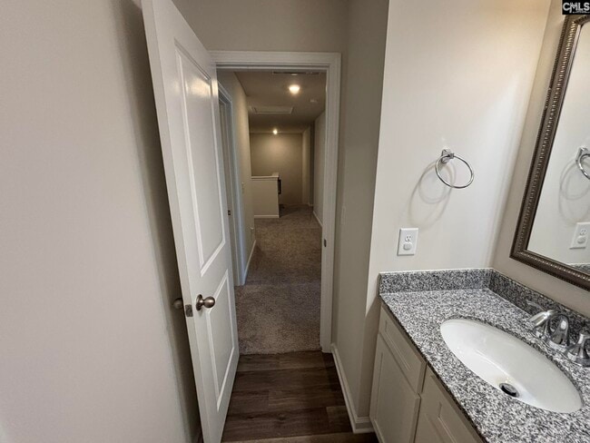 Building Photo - 425 N High Duck Trail