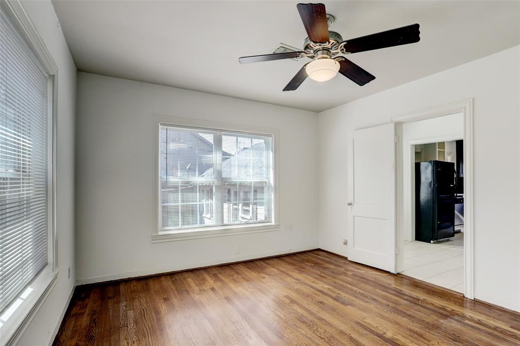 Building Photo - 2636 Greenbriar Dr