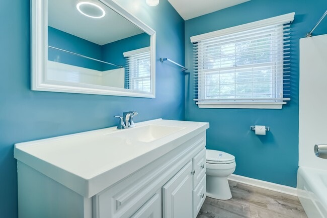 Building Photo - 161 Railroad Mills Rd