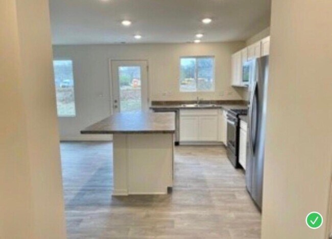 Building Photo - 1137 Amber Dr